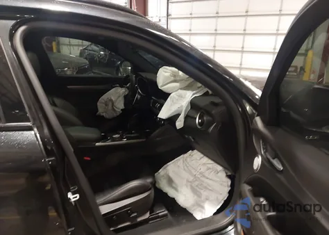 2024 Alfa Romeo Stelvio Veloce Awd z USA, uszkodzony, nr VIN ZASPAKBN3R7D74596